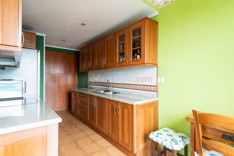 Apartamento en venta en Calle Poeta Marcos Martin Artiles, Tamaraceite - San Lorenzo, Las Palmas de Gran Canaria