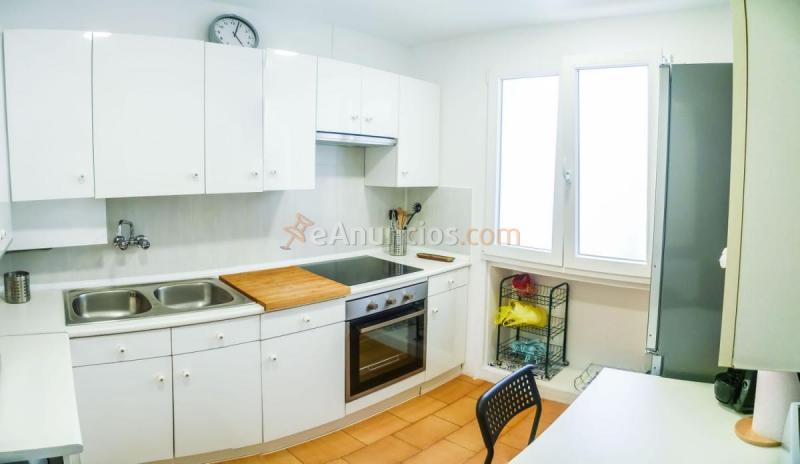 Apartamento en alquiler en  Este, Gijón