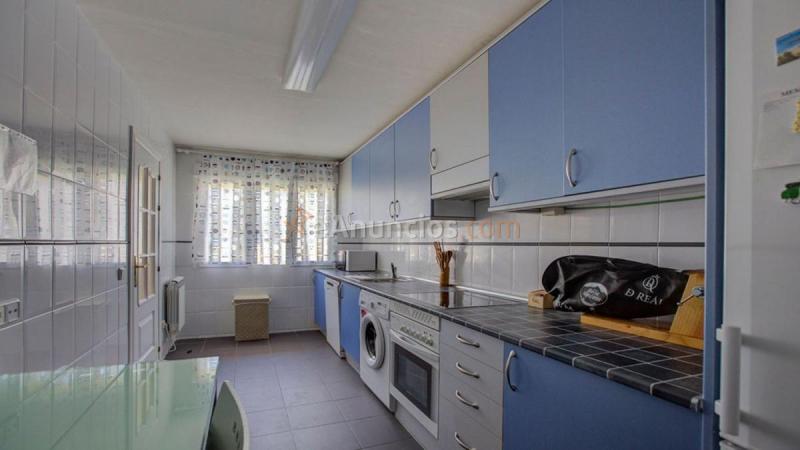 Adosado en venta en  Fresnedillas de la Oliva