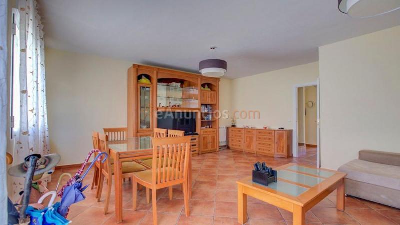 Adosado en venta en  Fresnedillas de la Oliva