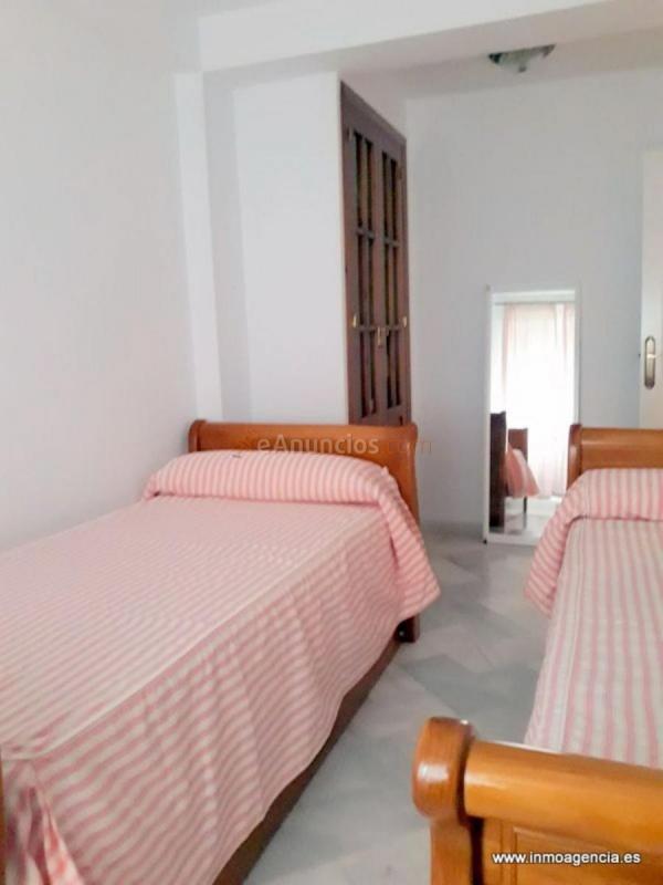 Apartamento en alquiler en Calle Pérez Hervás, Sevilla, Santa Justa - Miraflores - Cruz Roja, Sevilla