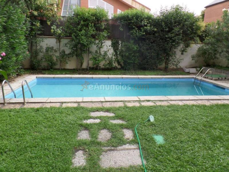 Adosado en alquiler en  Hortaleza, Madrid