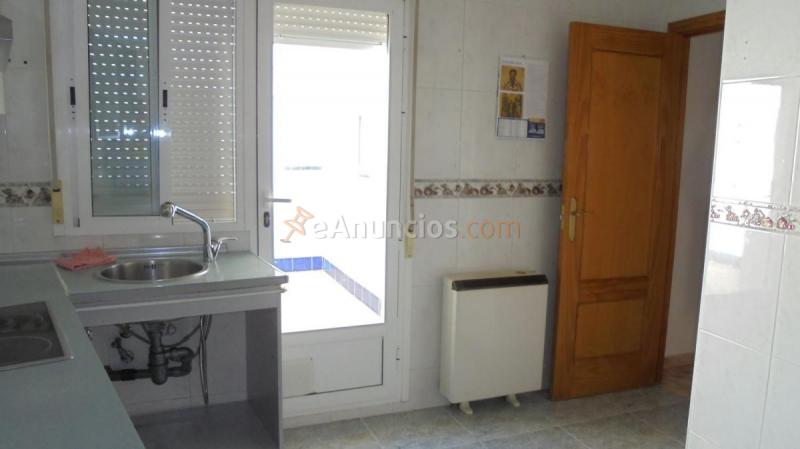 Casa en venta en  Carranque