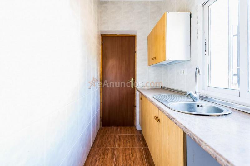 Adosado en venta en  Oria