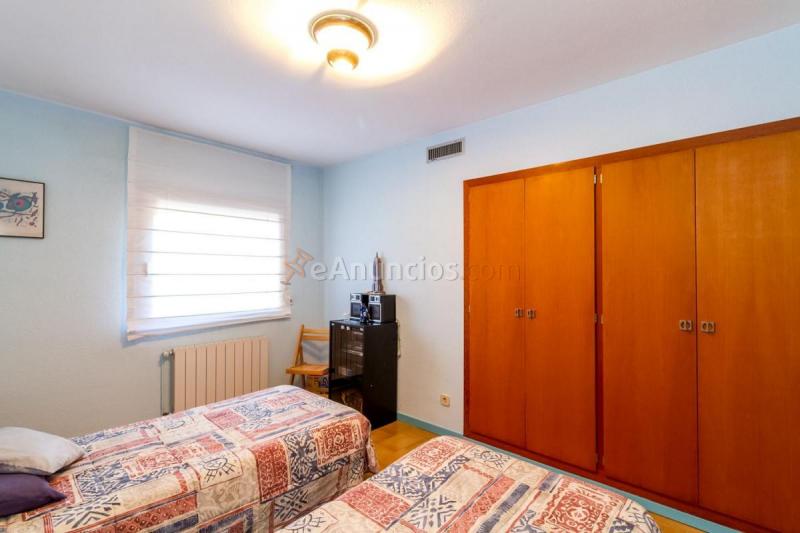 Adosado en venta en  Montjuc, Girona