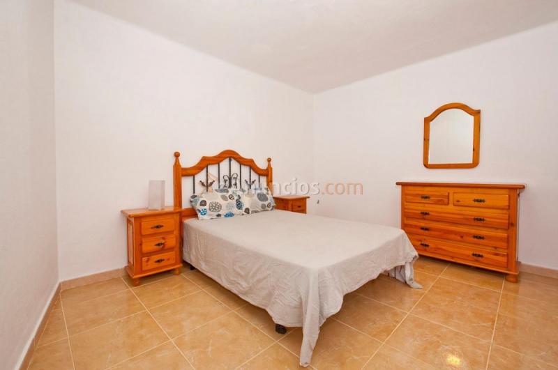 Adosado en venta en  San Gregorio, Telde