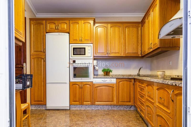 Adosado en venta en Calle José María Carretero, Montilla