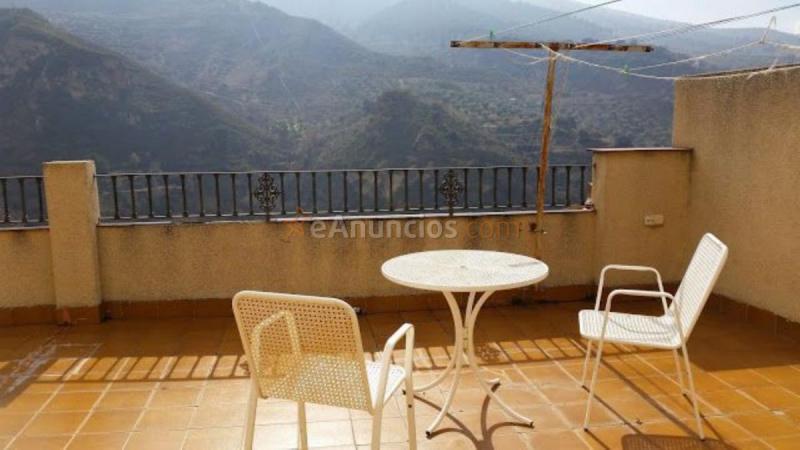 Adosado en venta en  Quéntar