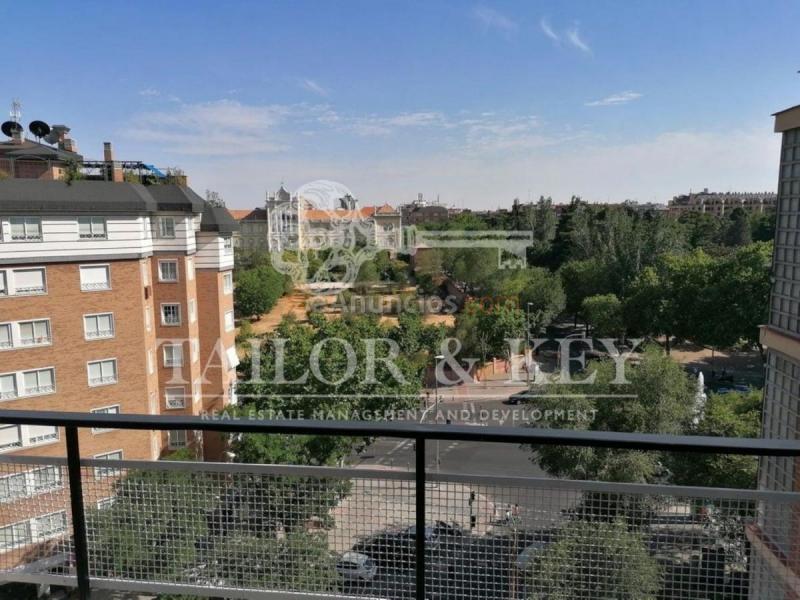 Apartamento en alquiler en Calle Puerto Rico, Chamartín, Madrid