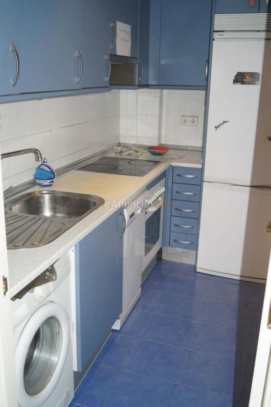 Loft en alquiler en Calle de las Huertas, Centro, Madrid