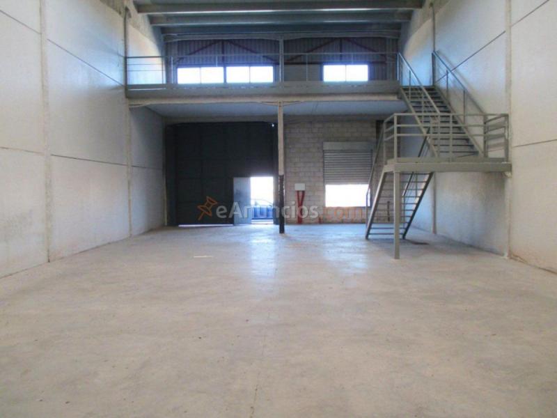 Edificio en alquiler en Calle Bodegueros, Carrion de los Céspedes