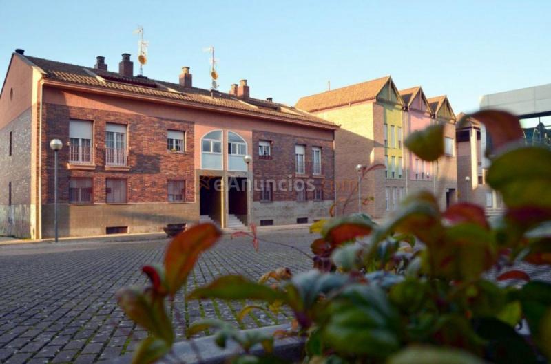 Casa en venta en  Barañain