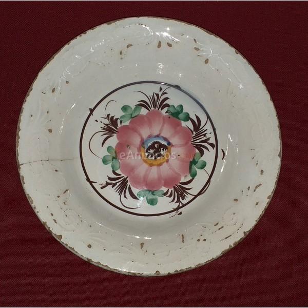 Plato de cerámica p. S. Xx