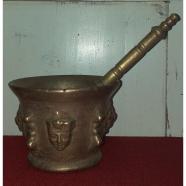 Antiguo mortero de bronce siglo xviii