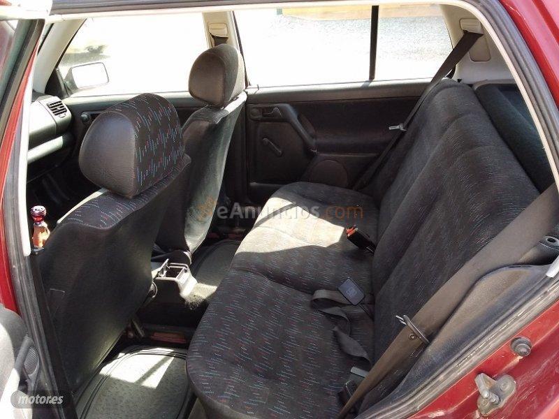 Volkswagen Golf 1.9 DIESEL de 1996 con 260.000 Km por 3.200 EUR. en Murcia
