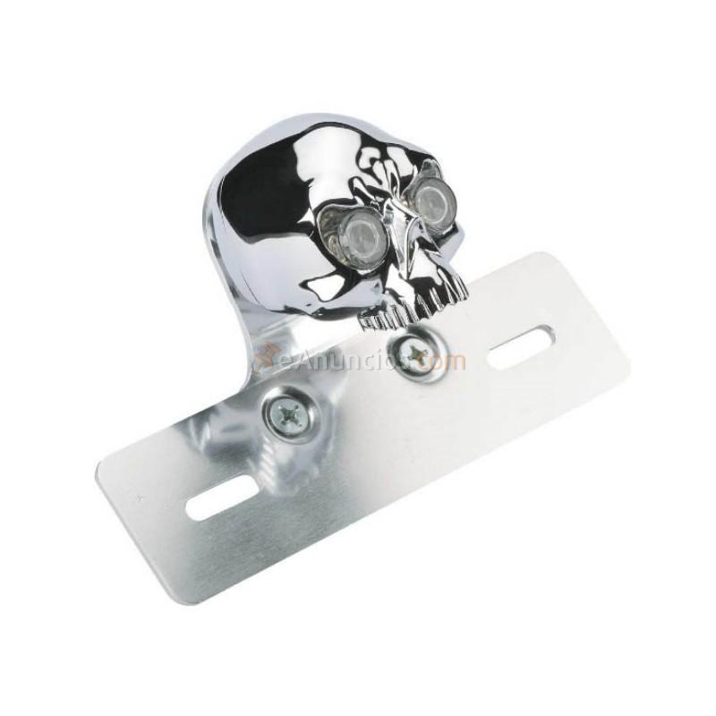 Piloto trasero skull con portamatrículas