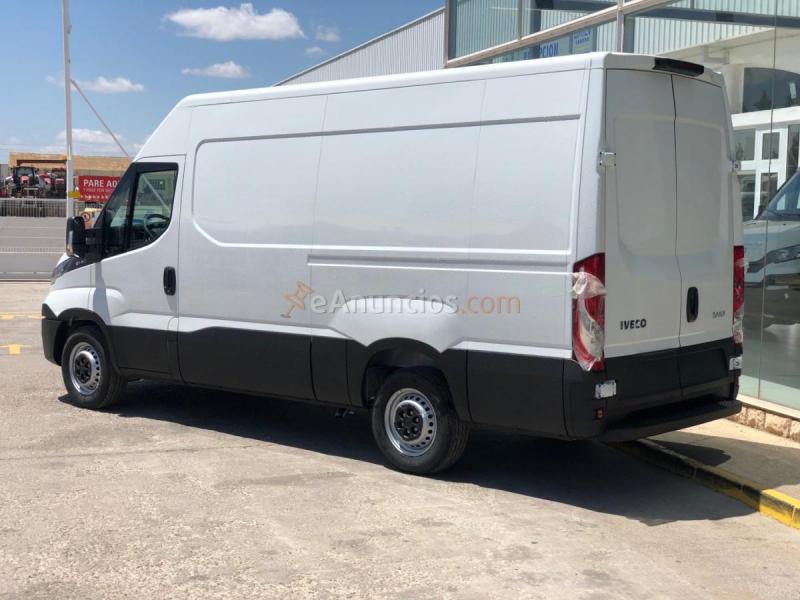 Furgón IVECO 35S14SV 12m3 nueva