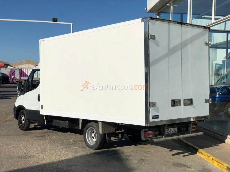 Caja cerrada IVECO 35C15 20m3