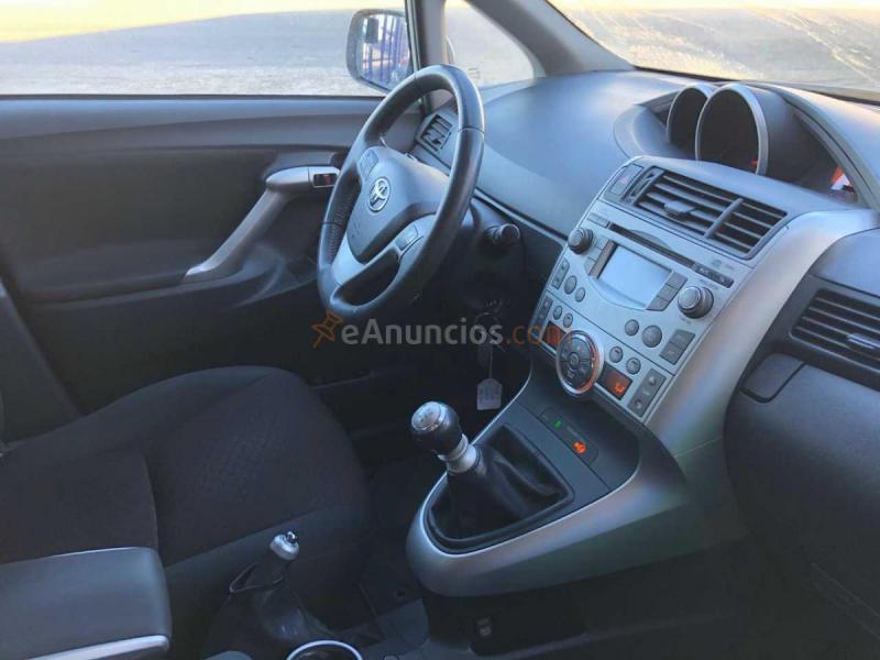 Toyota Corolla Verso 2.0 d4d 