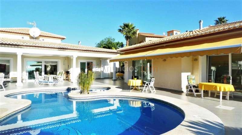 CHALET DE LUJO CERCA DEL MAR