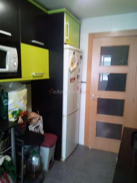 Salamanca (Santa Marta) 3 D, Cocina, Salón, 1 baño, 2 terrazas, SSCC (Calefaccion) .Agua caliente individual