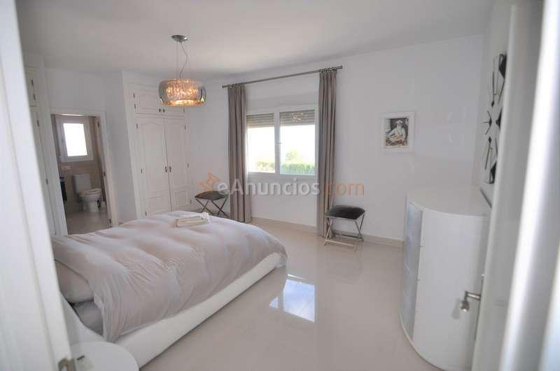 CHALET CON VISTAS AL MAR