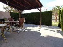 Casa adosada esquinera