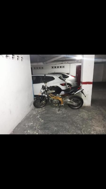 Se vende moto Aprilia por no poder conducir