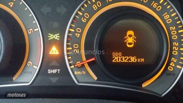 Toyota Auris 1.4D-4D de 2007 con 203.000 Km por 3.999 EUR. en Madrid