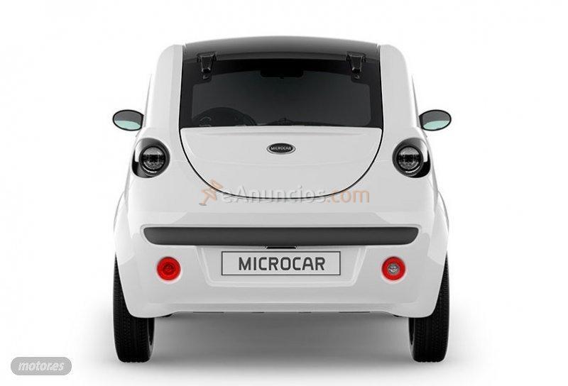 Microcar Due 6 YOUNG COLOUR DCI CLIMA por 12.990 EUR. en Salamanca