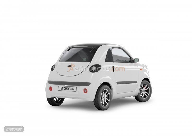 Microcar Due 6 YOUNG COLOUR DCI CLIMA por 12.990 EUR. en Salamanca