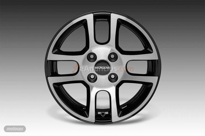 Microcar Due 6 YOUNG DARK & LIGHT por 9.990 EUR. en Salamanca