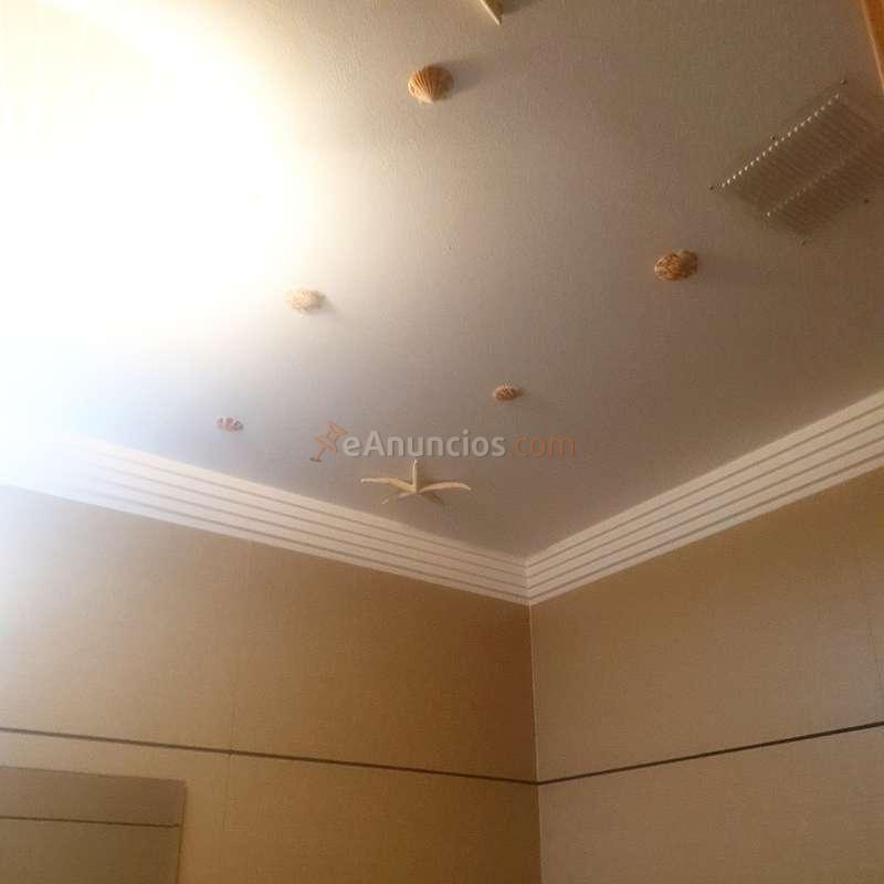 Vivienda muy moderna y adecuatamente distribuida.