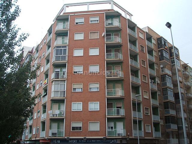 Piso junto a la Universidad