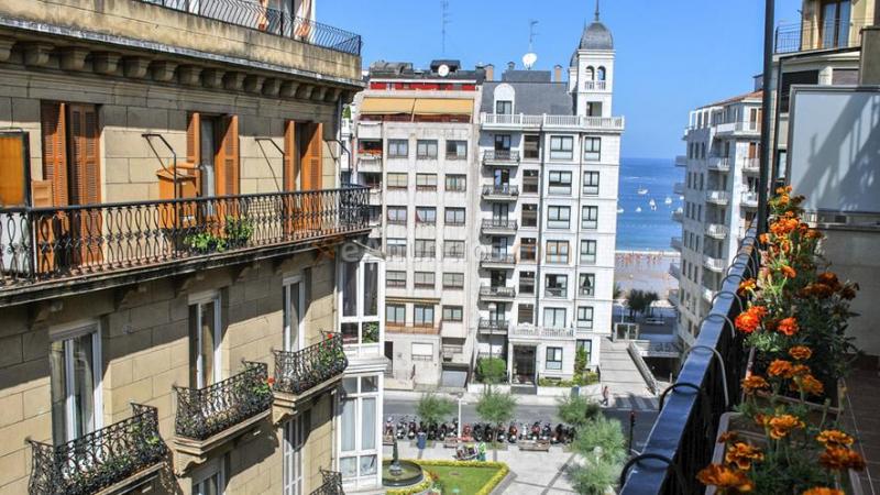 Increíble vivienda con terraza junto a La Concha