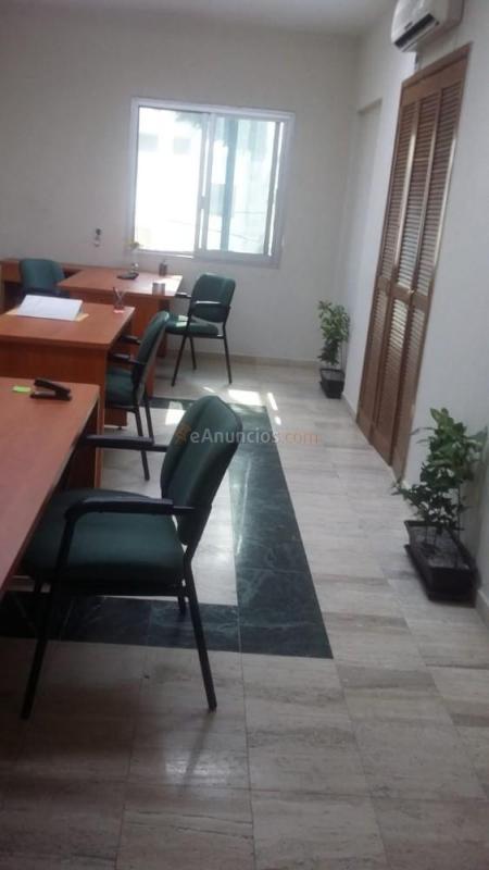 Oficina disponible en la col. Americana