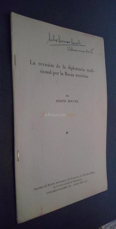 La revisión de la diplomacia tradicional por la Rusia soviética