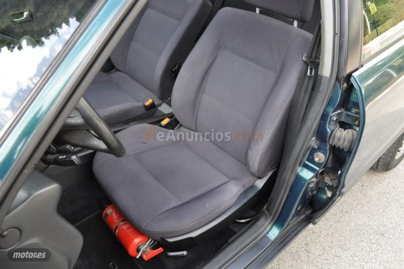 Audi 80 AVANT 2.0E ABS de 1993 con 197.000 Km por 1.900 EUR. en Granada