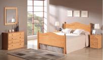 Dormitorio con cama de matrimonio nuevo de fabrica