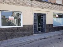 Local comercial alquiler con opción de compra.