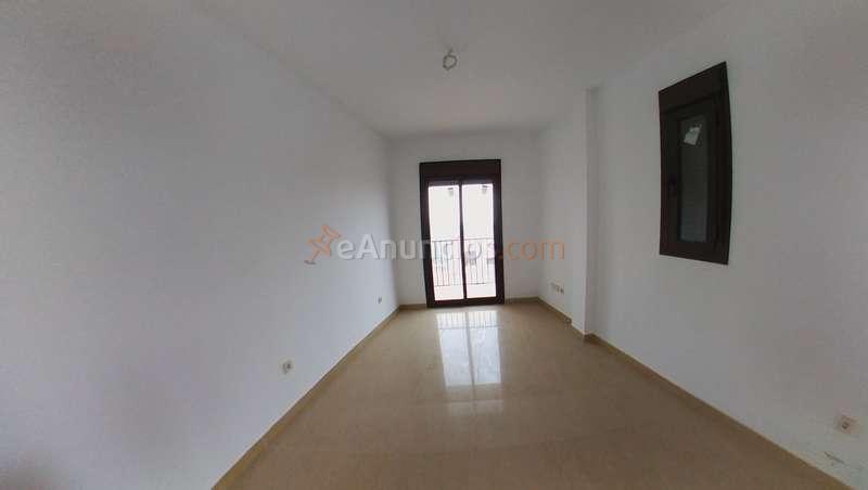 PISO DE TRES DORMITORIOS A ESTRENAR