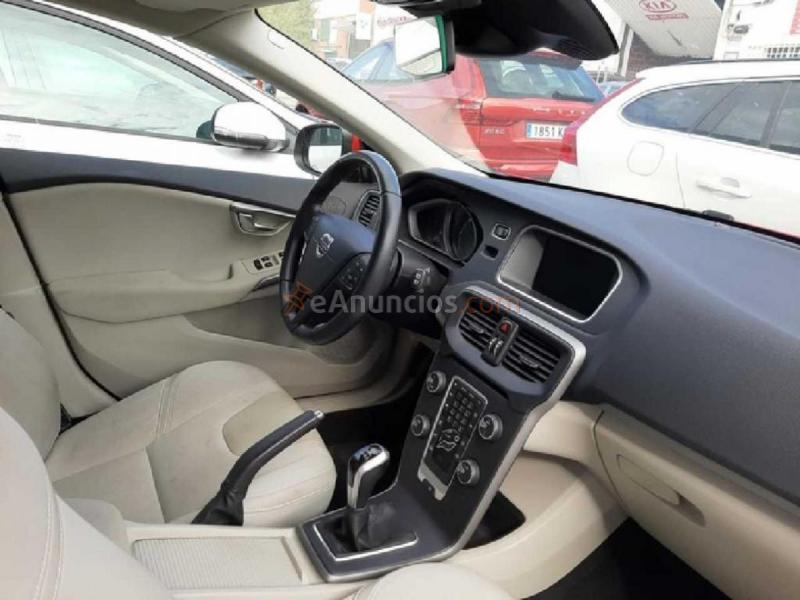 Volvo V40 BERLINA 2.0 D2 KINETIC 5P