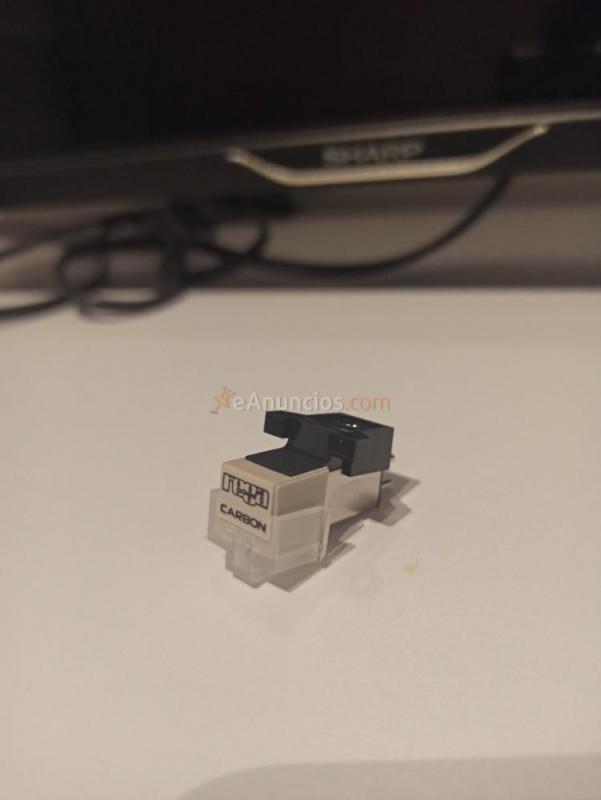 Tocadiscos Rega RP3 y previo de Phono Mani