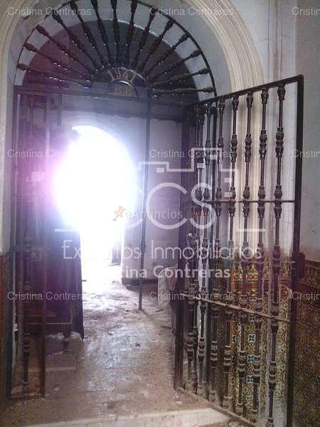 Venta de Casa Señorial  de 400 m2 construidos y 600 m2 de parcela en Olivares ( Sevilla)