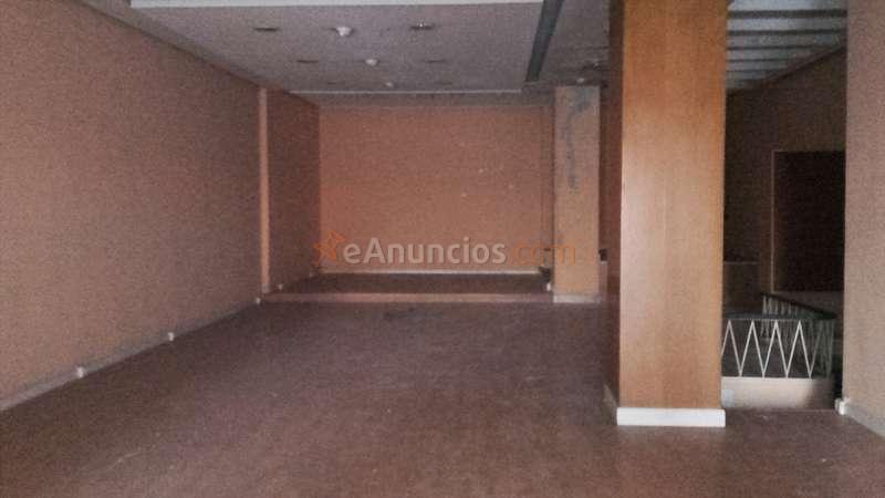 Salmanca ( Centro-Gran Vía), 105+100m2.  2000€