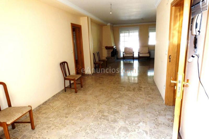Adosado en venta en  Mas Camarena, Bétera
