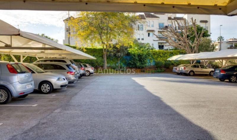 Apartamento en venta en  Nueva Andalucía, Marbella