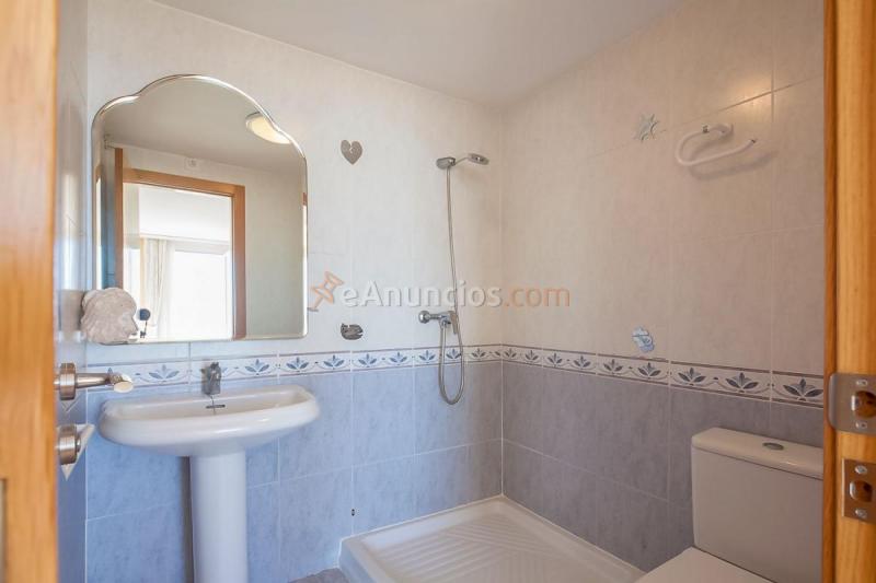 Adosado en venta en  Daimus