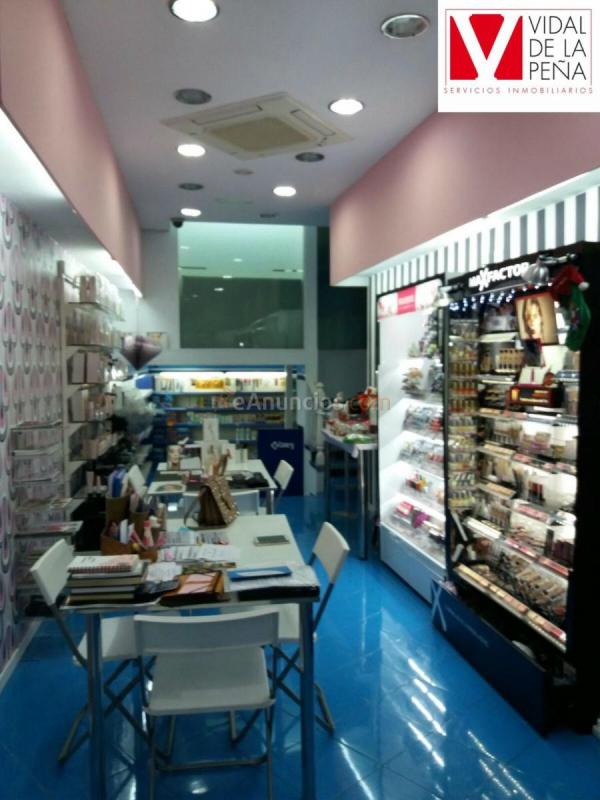 Local Comercial en alquiler en Calle Guevara, Centro - Ayuntamiento, Santander