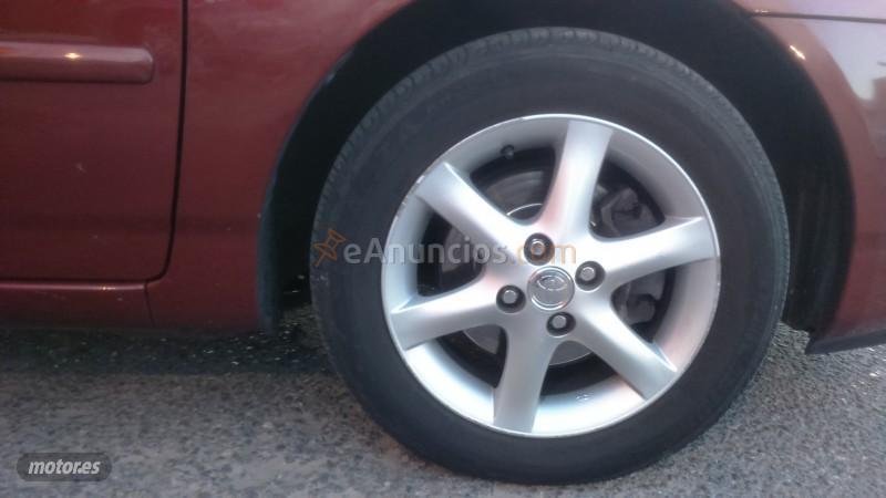 Toyota Corolla FAMILIAR 2.0 D4D 116CV de 2006 con 142.000 Km por 3.700 EUR. en La Rioja